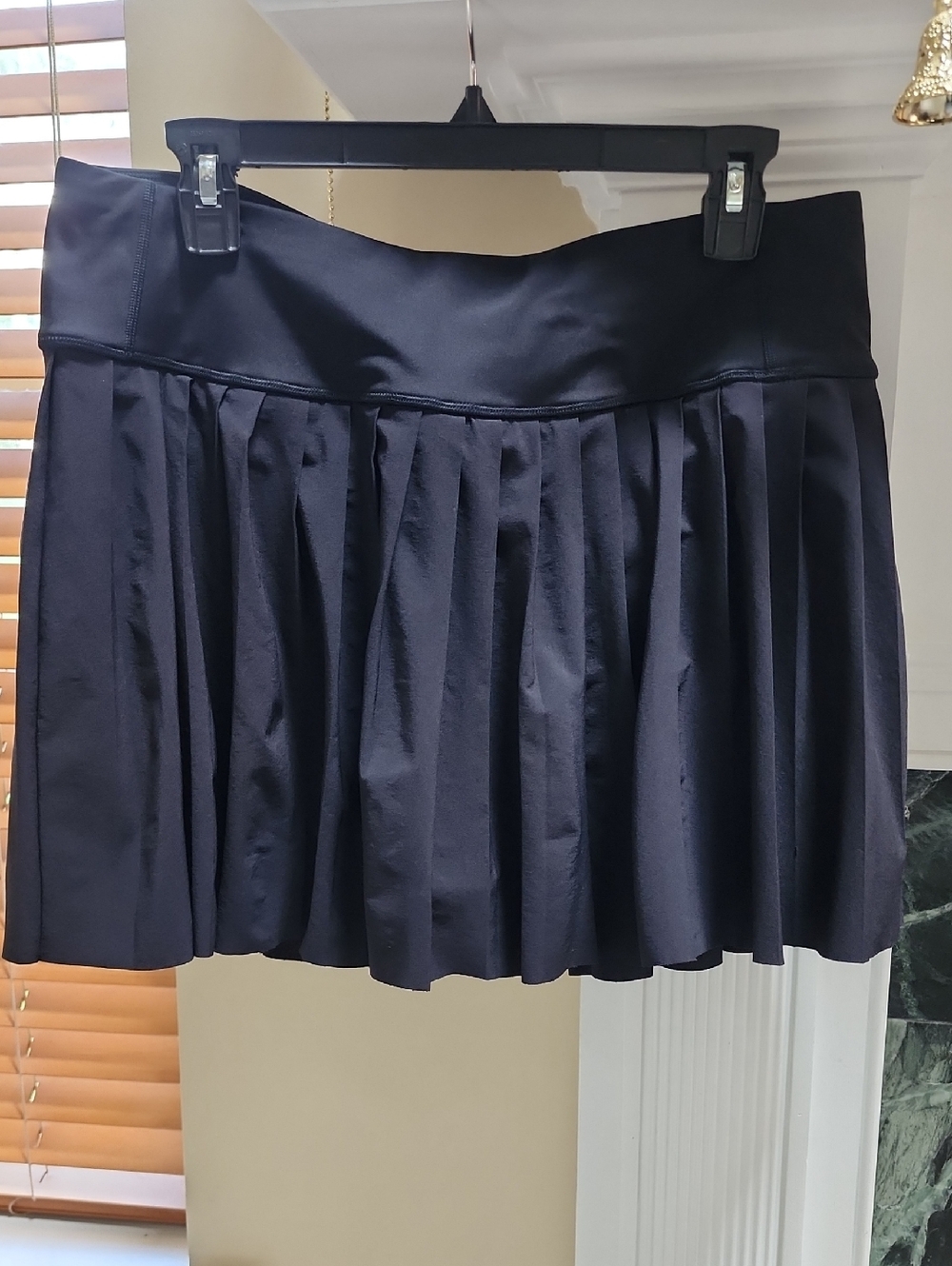 Athleta Black Pleated Elevate Tennis Athletic Skort Large